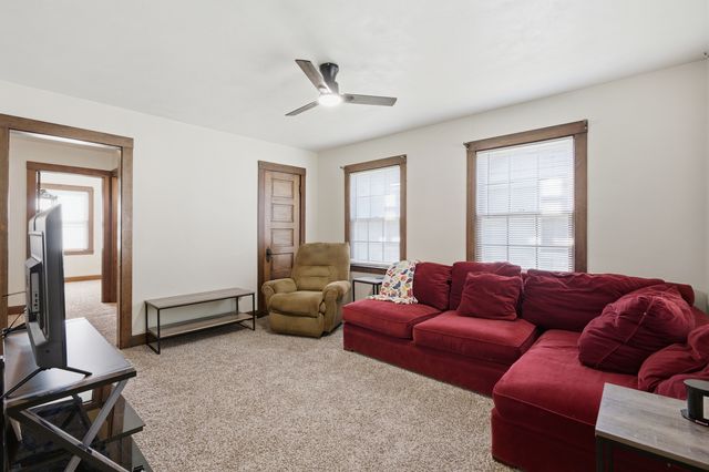 1908 24th Street, Moline, IL 61265