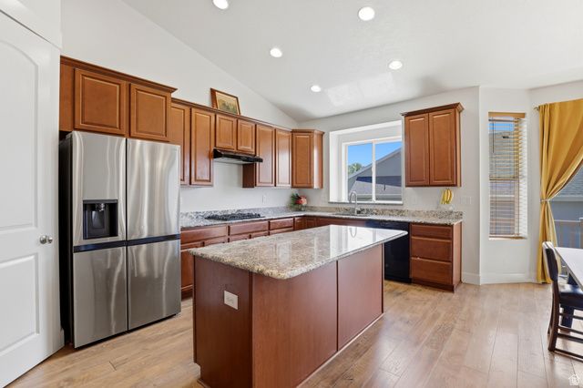 1443 W 1875 N, Farmington, UT 84025