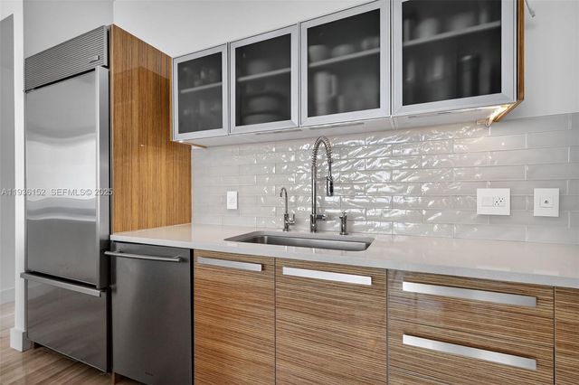 2020 N Bayshore Dr 3505, Miami, FL 33137