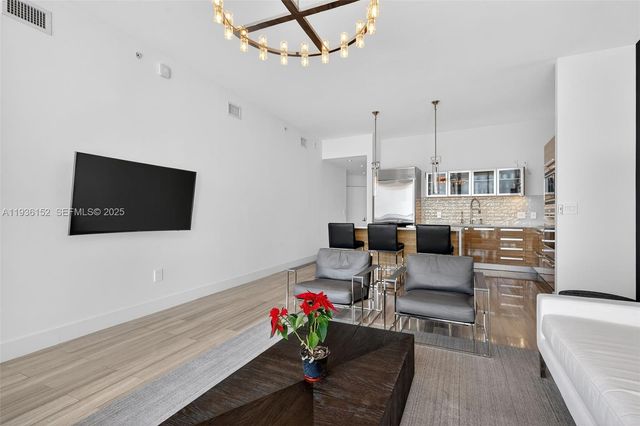 2020 N Bayshore Dr 3505, Miami, FL 33137