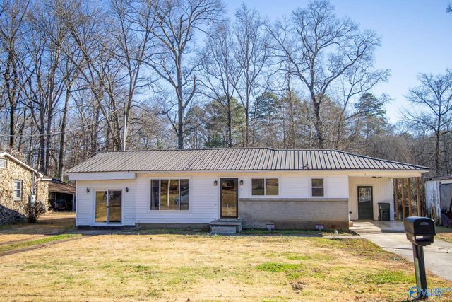 207 Bingham Street, Scottsboro, AL 35768
