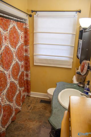 207 Bingham Street, Scottsboro, AL 35768