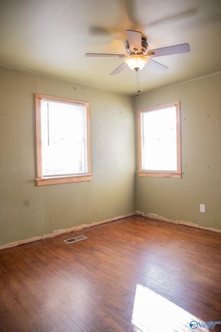 207 Bingham Street, Scottsboro, AL 35768