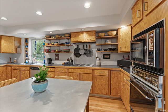 50645 Blackhawk Court, Granger, IN 46530