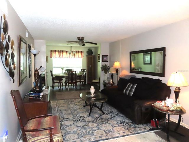 1524 LAKEVIEW ROAD 203, Clearwater, FL 33756