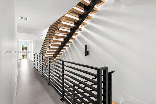 1431 SW 20th St, Miami, FL 33145