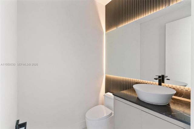 1431 SW 20th St, Miami, FL 33145