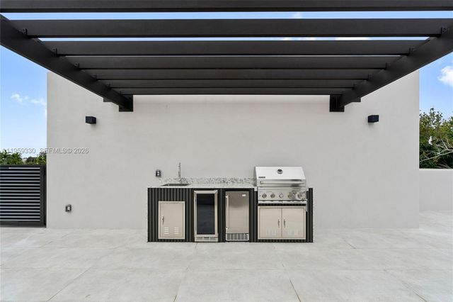 1431 SW 20th St, Miami, FL 33145