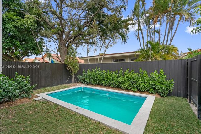 1431 SW 20th St, Miami, FL 33145