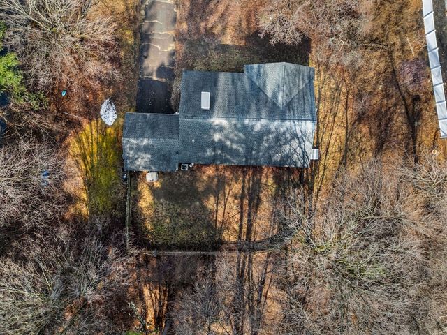 176 King St, Groveland, MA 01834