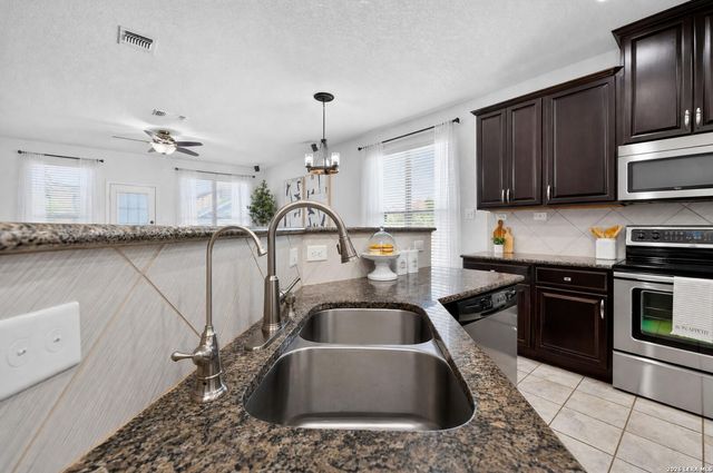 20707 Cape Coral, San Antonio, TX 78259