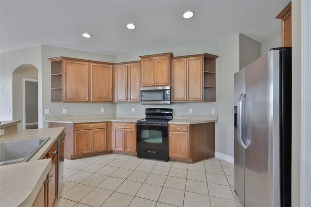 5615 GOLDEN ISLES DRIVE, Apollo Beach, FL 33572