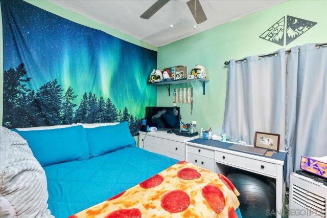 8465 Hovenweep Ct, San Diego, CA 92129