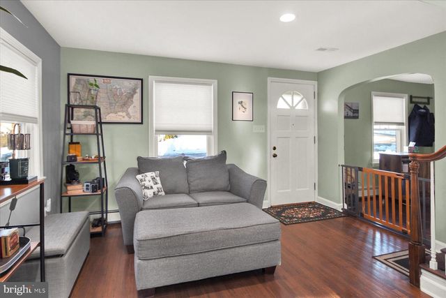 92 CEDAR ST, Pottstown, PA 19464