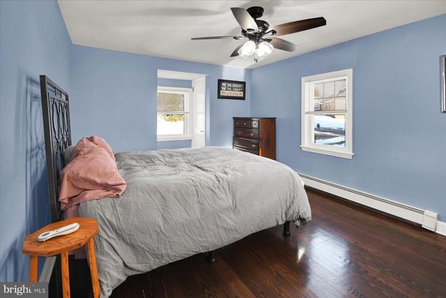 92 CEDAR ST, Pottstown, PA 19464