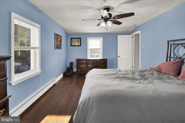 92 CEDAR ST, Pottstown, PA 19464