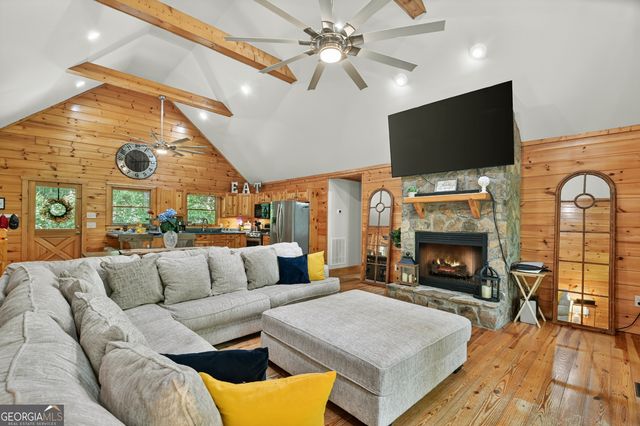 141 Gallery Court, Ellijay, GA 30540