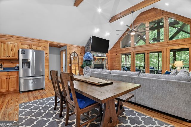 141 Gallery Court, Ellijay, GA 30540