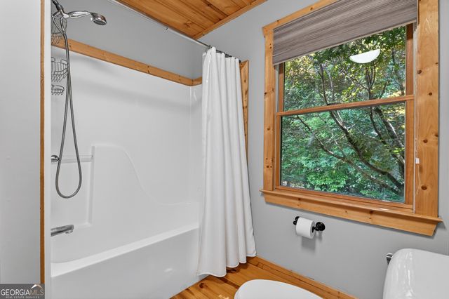 141 Gallery Court, Ellijay, GA 30540