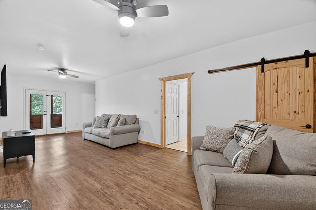 141 Gallery Court, Ellijay, GA 30540