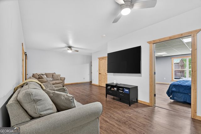 141 Gallery Court, Ellijay, GA 30540