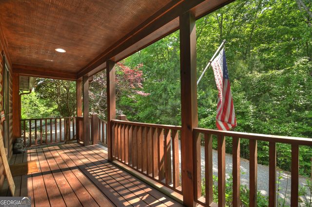 141 Gallery Court, Ellijay, GA 30540