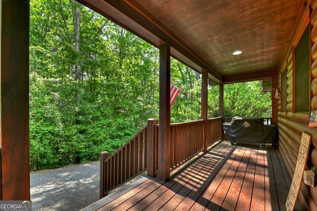 141 Gallery Court, Ellijay, GA 30540