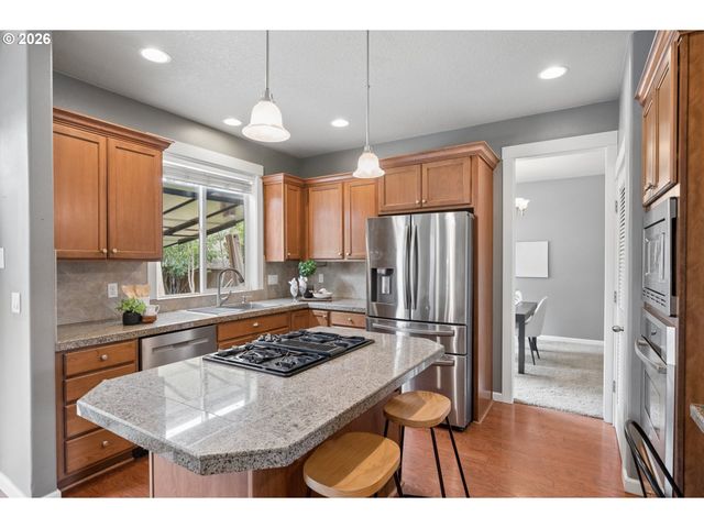 12690 TIDEWATER St, Oregon City, OR 97045