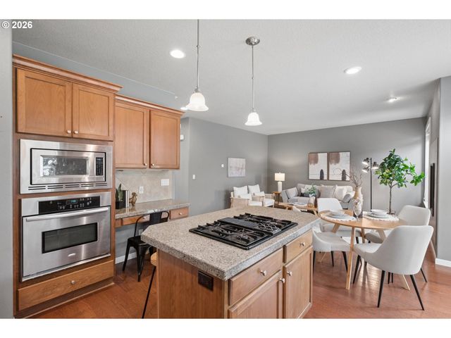 12690 TIDEWATER St, Oregon City, OR 97045