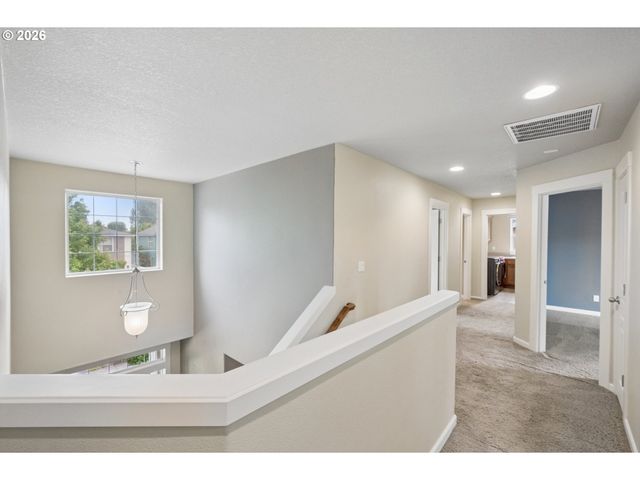 12690 TIDEWATER St, Oregon City, OR 97045