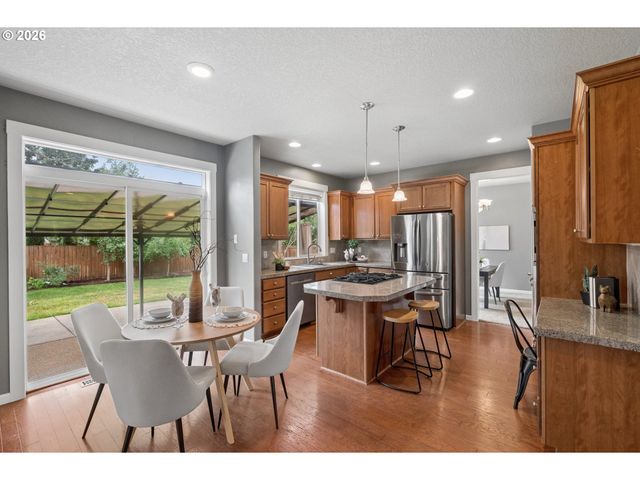 12690 TIDEWATER St, Oregon City, OR 97045