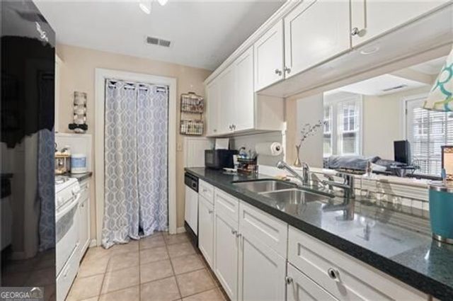 2840 Peachtree Road NW 410, Atlanta, GA 30305