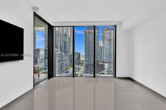 68 SE 6th St 1702, Miami, FL 33131