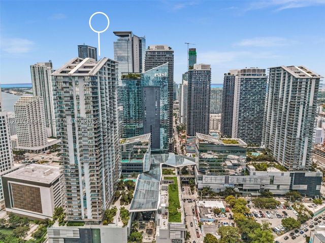 68 SE 6th St 1702, Miami, FL 33131