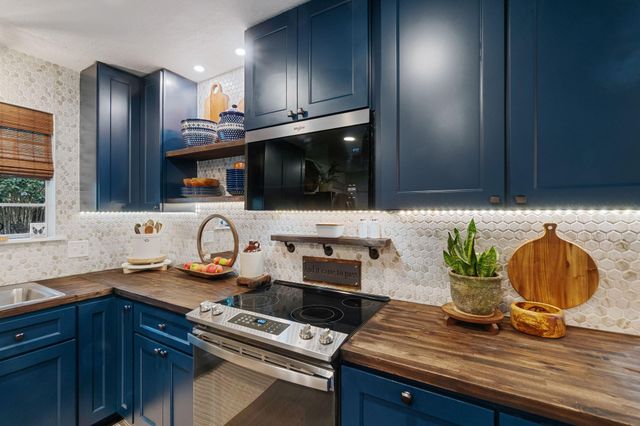 307 S 12th Ave., Hattiesburg, MS 39401