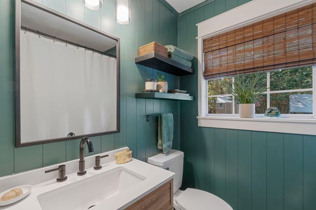 307 S 12th Ave., Hattiesburg, MS 39401