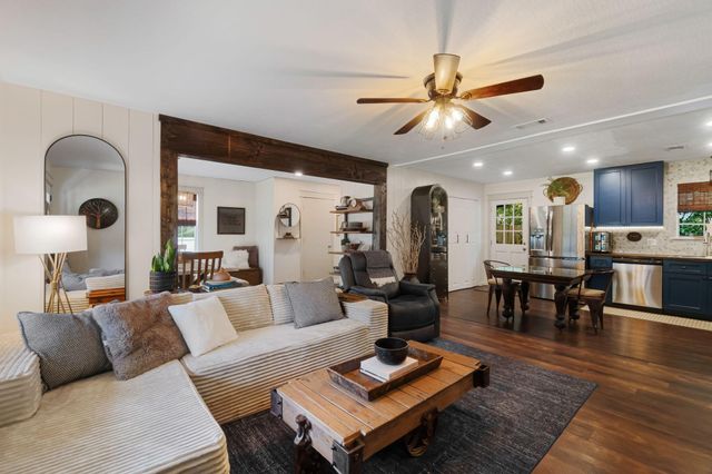 307 S 12th Ave., Hattiesburg, MS 39401