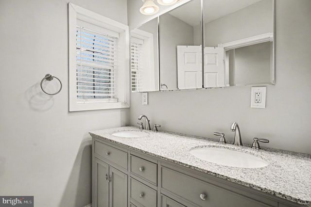 1149 S DORRANCE ST, Philadelphia, PA 19146