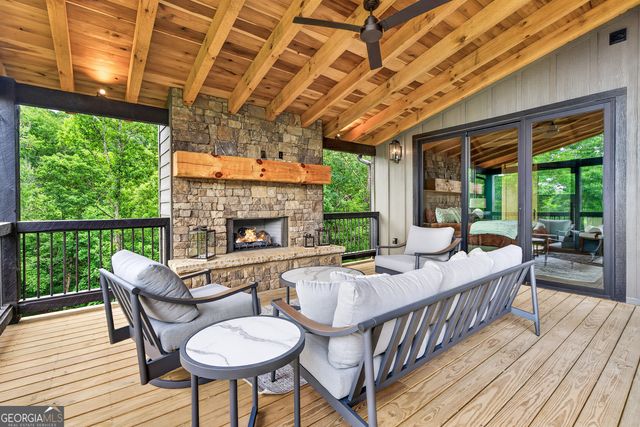 44 Staurolite Mountain Road, Blue Ridge, GA 30513
