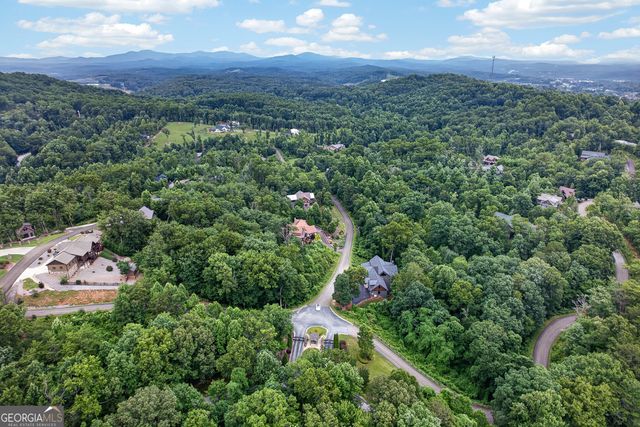 44 Staurolite Mountain Road, Blue Ridge, GA 30513