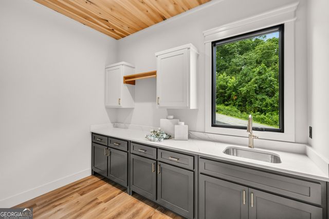 44 Staurolite Mountain Road, Blue Ridge, GA 30513