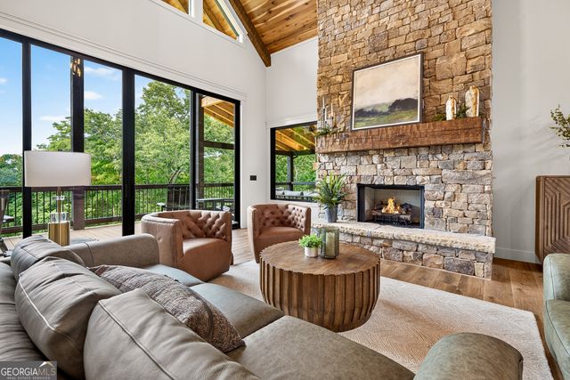 44 Staurolite Mountain Road, Blue Ridge, GA 30513