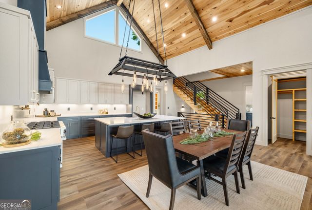 44 Staurolite Mountain Road, Blue Ridge, GA 30513