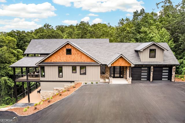 44 Staurolite Mountain Road, Blue Ridge, GA 30513
