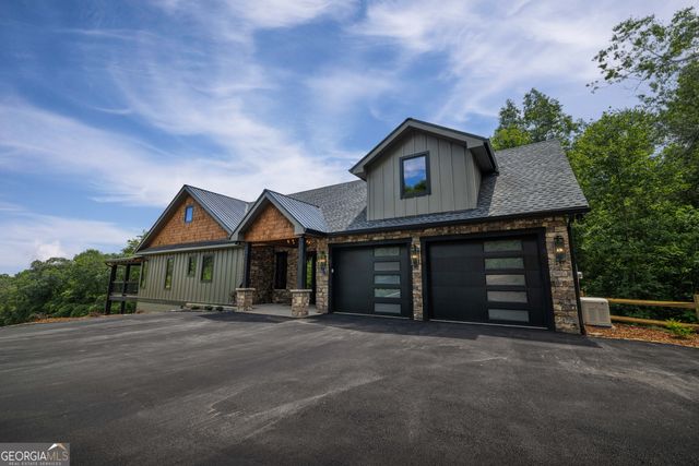44 Staurolite Mountain Road, Blue Ridge, GA 30513
