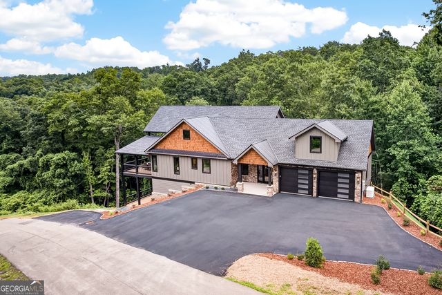 44 Staurolite Mountain Road, Blue Ridge, GA 30513