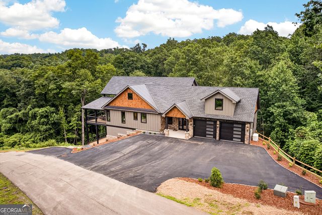 44 Staurolite Mountain Road, Blue Ridge, GA 30513