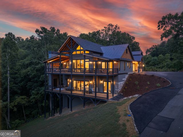 44 Staurolite Mountain Road, Blue Ridge, GA 30513