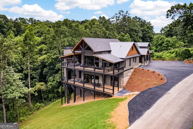 44 Staurolite Mountain Road, Blue Ridge, GA 30513