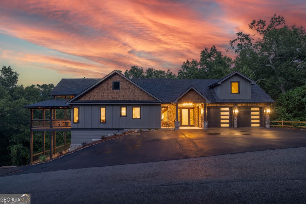 44 Staurolite Mountain Road, Blue Ridge, GA 30513